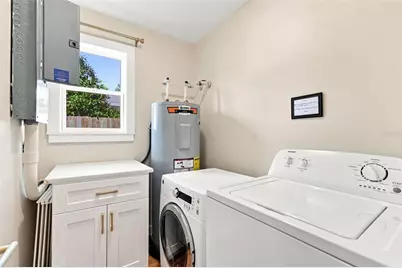 2667 Cheryle Lane, Sarasota, FL 34237 - Photo 32