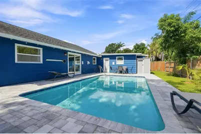 2667 Cheryle Lane, Sarasota, FL 34237 - Photo 8