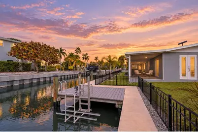 765 Saint Judes Drive N, Longboat Key, FL 34228 - Photo 2