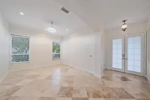 11915 Clubhouse Dr, Lakewood Ranch, FL 34202 - Photo 10