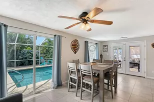 5338 Foxwood Dr, Sarasota, FL 34232 - Photo 10