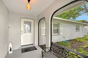 5338 Foxwood Dr, Sarasota, FL 34232 - Photo 2
