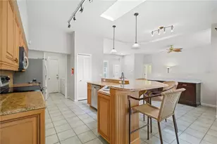 5631 Bent Oak Dr, Sarasota, FL 34232 - Photo 20
