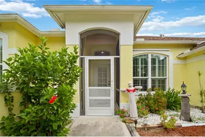 5631 Bent Oak Drive, Sarasota, FL 34232 - Photo 4