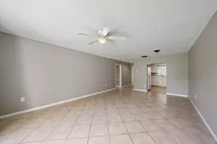 2423 Aspinwall St, Sarasota, FL 34237 - Photo 8