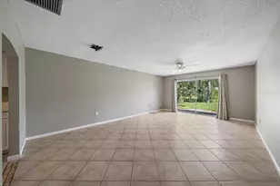 2423 Aspinwall St, Sarasota, FL 34237 - Photo 10