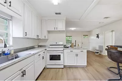 8830 Cocoa Avenue, Jacksonville, FL 32211 - Photo 4