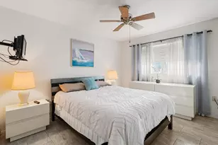 2753 Golf Course Dr, Sarasota, FL 34234 - Photo 16