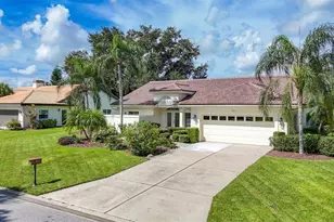 4415 Highland Oaks Cir, Sarasota, FL 34235 - Photo 2