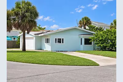 13401 1st Street E, Madeira Beach, FL 33708 - Photo 2