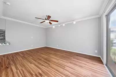 912 Byron Lane #5C, Sarasota, FL 34243 - Photo 14