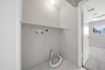 912 Byron Lane #5C, Sarasota, FL 34243 - Photo 20