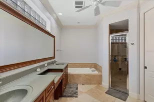 1279 Thornapple Dr, Osprey, FL 34229 - Photo 16