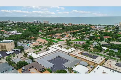 525 Manatee Court #10, Venice, FL 34285 - Photo 2