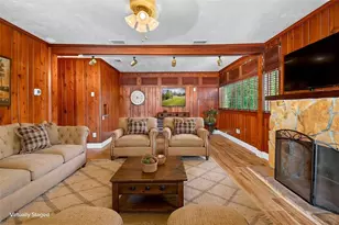 2837 Forest Ln, Sarasota, FL 34231 - Photo 6