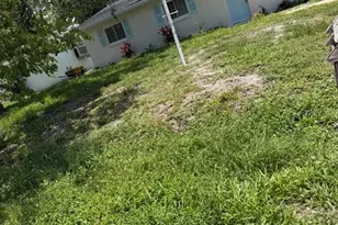 3965 Corona Ln, Sarasota, FL 34232 - Photo 2