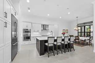 8989 Artisan Wy, Sarasota, FL 34240 - Photo 10