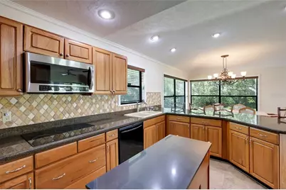 918 99th Street NW, Bradenton, FL 34209 - Photo 18
