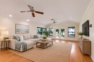 918 99th St NW, Bradenton, FL 34209 - Photo 10
