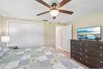 106 Algiers Drive, Venice, FL 34293 - Photo 12