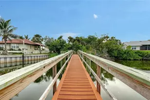 2417 Casey Key Rd, Nokomis, FL 34275 - Photo 18