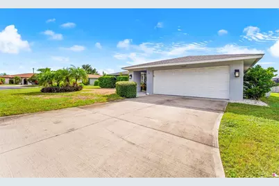 1602 Cypress Point Court, Venice, FL 34293 - Photo 6