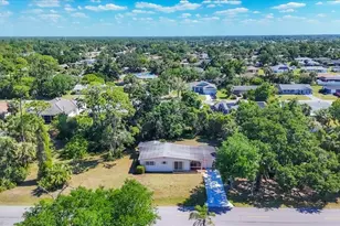 2538 Lakeshore Cir, Port Charlotte, FL 33952 - Photo 26
