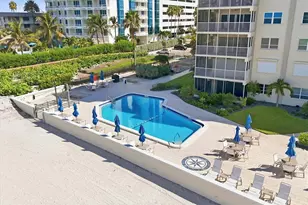 800 Benjamin Franklin Dr, Sarasota, FL 34236 - Photo 26