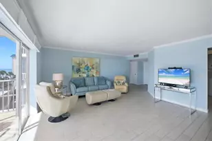 800 Benjamin Franklin Dr, Sarasota, FL 34236 - Photo 6