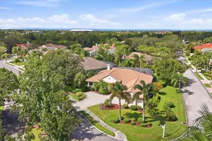 8404 Misty Morning Ct, Lakewood Ranch, FL 34202 - Photo 2