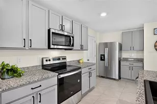 10137 Charlotte Dr., Parrish, FL 34219 - Photo 12