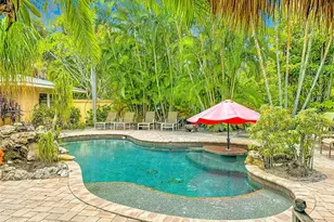 2212 6th St W, Palmetto, FL 34221 - Photo 44