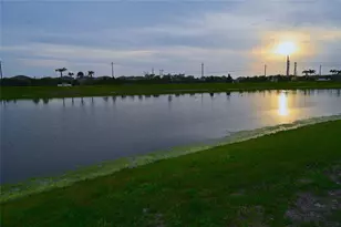 9532 Sandy Bluffs Circle, Parrish, FL 34219 - Photo 2