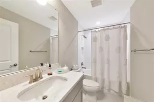 9211 Isabella Cir, Parrish, FL 34219 - Photo 32