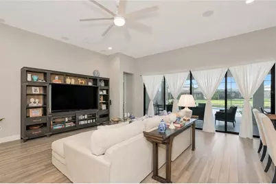 9211 Isabella Circle, Parrish, FL 34219 - Photo 8
