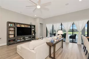 9211 Isabella Cir, Parrish, FL 34219 - Photo 8