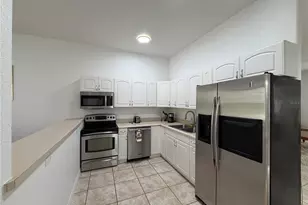 12113 Capilla Ln, North Port, FL 34287 - Photo 6