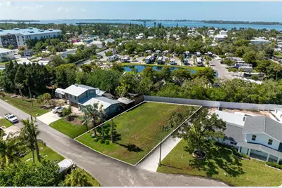 42nd Ave Drive West, Cortez, FL 34215 - Photo 12
