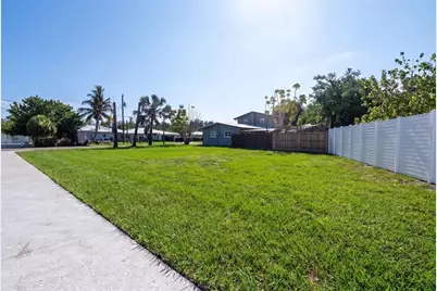 42nd Ave Drive West, Cortez, FL 34215 - Photo 8