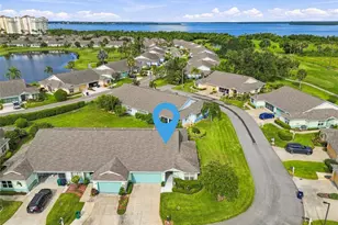 3013 Live Oak Ln, Palmetto, FL 34221 - Photo 2