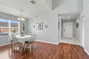 3013 Live Oak Ln, Palmetto, FL 34221 - Photo 4