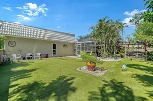 5211 Inverness Dr, Sarasota, FL 34243 - Photo 32