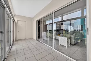 3860 Ironwood Ln, Bradenton, FL 34209 - Photo 10