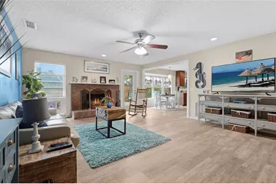 2112 S Brink Avenue, Sarasota, FL 34239 - Photo 16