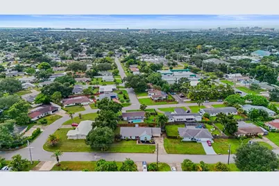 2112 S Brink Avenue, Sarasota, FL 34239 - Photo 44