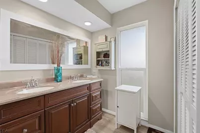 2112 S Brink Avenue, Sarasota, FL 34239 - Photo 8