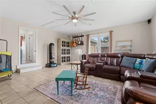 2112 S Brink Ave, Sarasota, FL 34239 - Photo 24