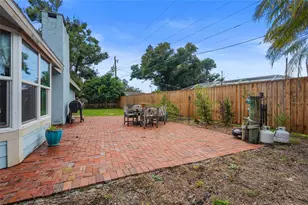 2112 S Brink Ave, Sarasota, FL 34239 - Photo 10