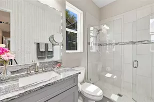 6285 Rivo Lks Blvd, Sarasota, FL 34241 - Photo 20
