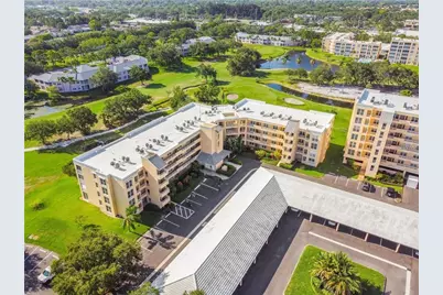 4480 Fairways Boulevard #206, Bradenton, FL 34209 - Photo 1